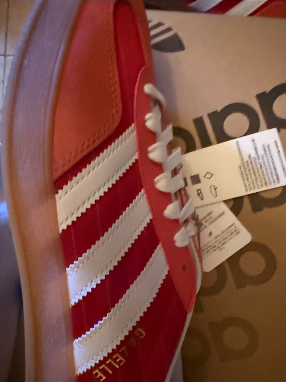 adidas Gazelle Indoor red sneakers. - Picture 5 of 6